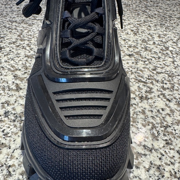 9.5 Black PRADA CLOUDBUST TECHNICAL SNEAKERS
100% Authentic - Picture 15 of 16